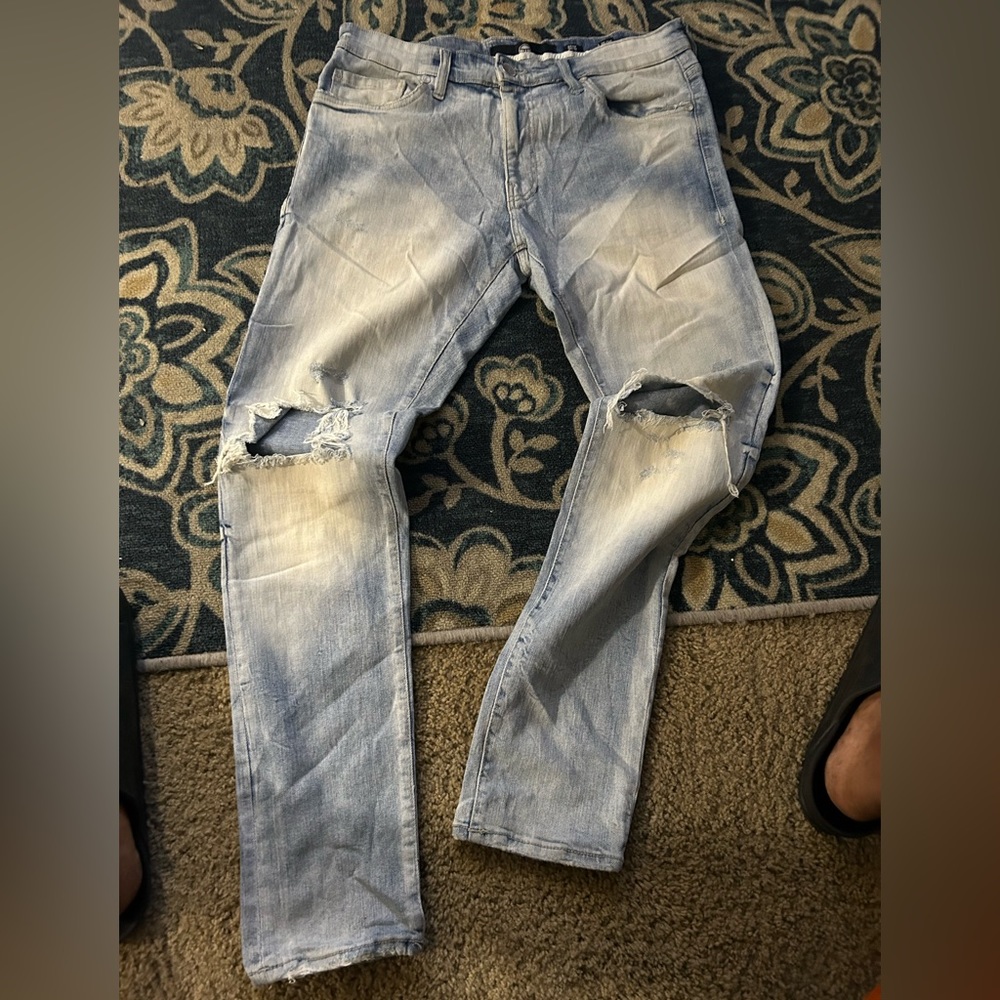 Skinny jeans